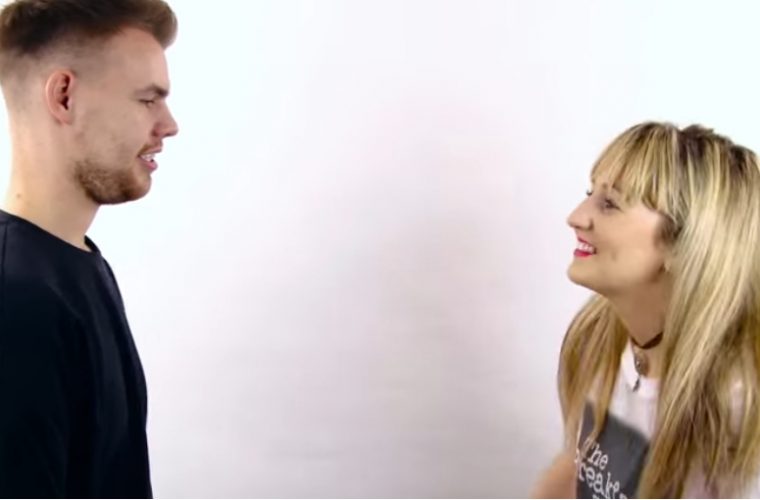 Το βίντεο που έγινε viral: Τι συμβαίνει όταν φιλήσεις για πρώτη φορά τον καλύτερο σου φίλο; (ΒΙΝΤΕΟ)