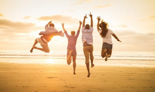 5 καθημερινές συνήθειες των ευτυχισμένων ανθρώπων, που αν τις ακολουθήσεις θα σου αλλάξουν τη ζωή!