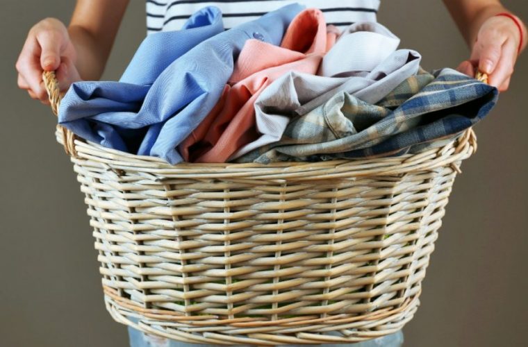 Εξαφανίστε την  υγρασία από τα ρούχα σας με τον πιο απλό τρόπο