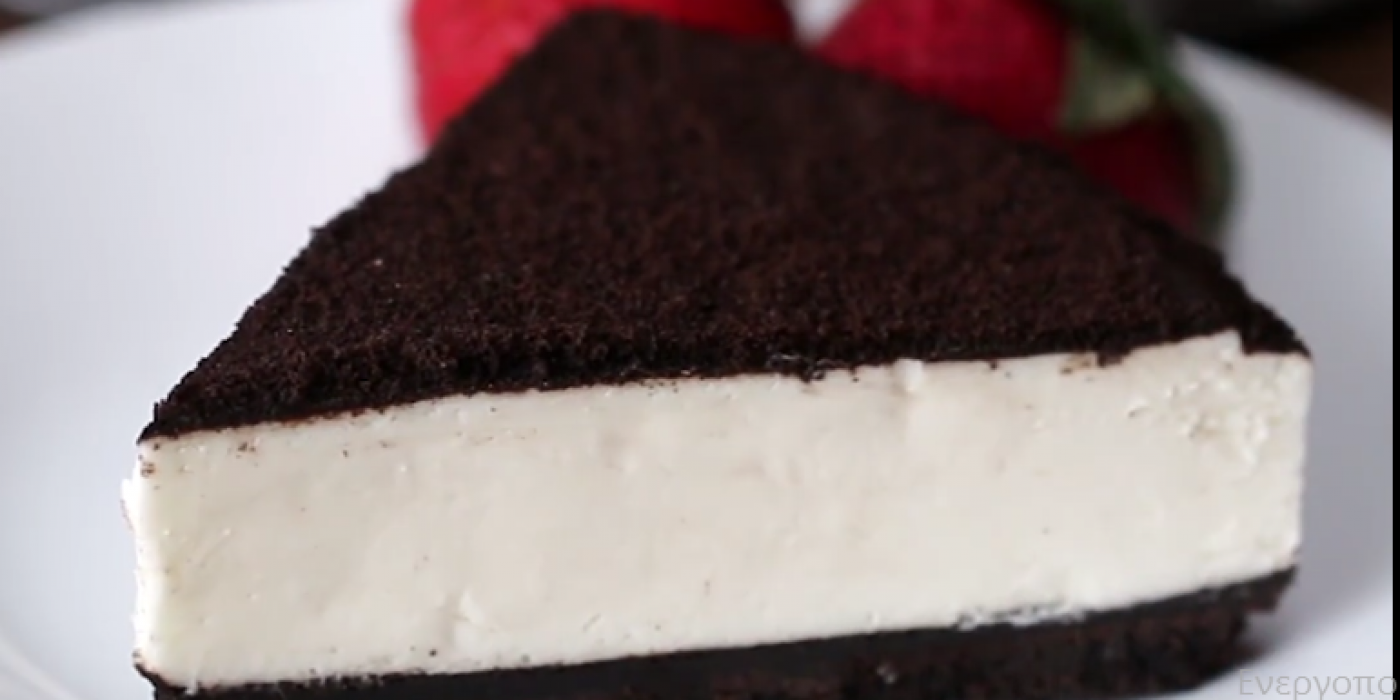 Το πιο γευστικό cheesecake με βάση μπισκότο Oreo που μπορείτε να φτιάξετε σπίτι σας! (vid)