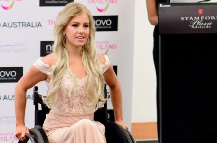 Μια 26χρονη από την Αυστραλία έγινε η πρώτη υποψήφια με αναπηρικό αμαξίδιο στο διαγωνισμό Miss World Australia! 
