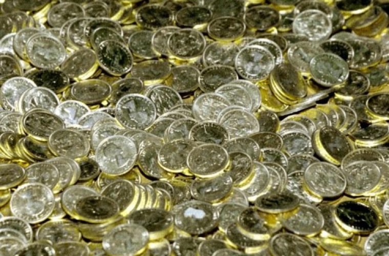 Χαλκίδα: 78χρονος γιατρός έκρυβε στο σπίτι του 3.500 χρυσές λίρες και 400.000 ευρώ μετρητά!