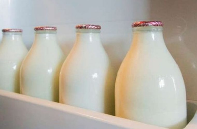 Δες γιατί δεν πρέπει να βάλεις ξανά το γάλα στην πόρτα του ψυγείου σου
