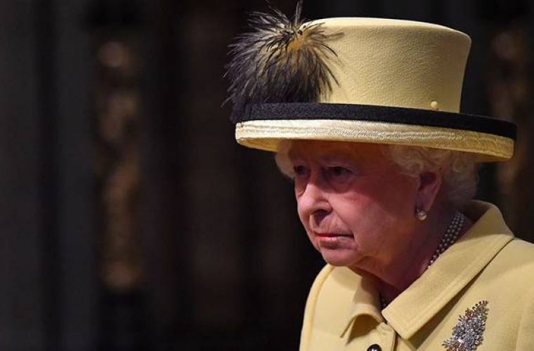Βασίλισσα Ελισάβετ: Η «Γέφυρα του Λονδίνου έπεσε» – Τι θα συμβεί αμέσως μόλις πεθάνει