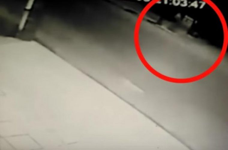 Ημαθία: Βίντεο με την 13χρονη Κατερίνα λίγο πριν την παρασύρει το αυτοκίνητο (Vid)