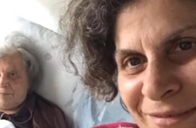 Ο Μίκης Θεοδωράκης στο κρεβάτι: Το συγκινητικό βίντεο της κόρης του!
