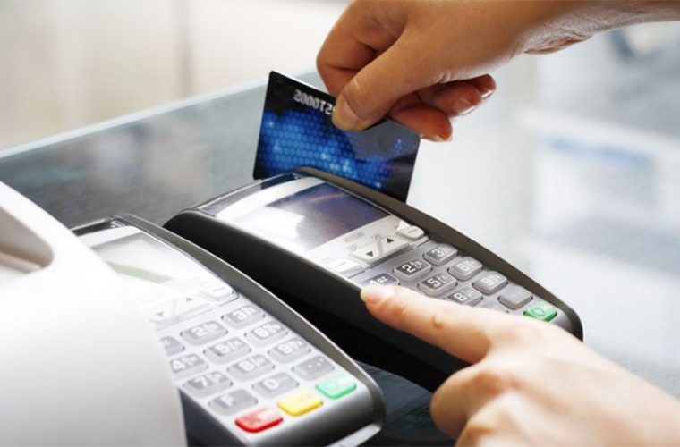 Ερχονται αλλαγές στις ανέπαφες συναλλαγές -Τι θα ισχύει από 14 Σεπτεμβρίου για πληρωμές με κάρτα