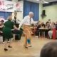 Ζευγάρι ηλικιωμένων χορεύουν σαν επαγγελματίες και ξετρελαίνουν το διαδίκτυο