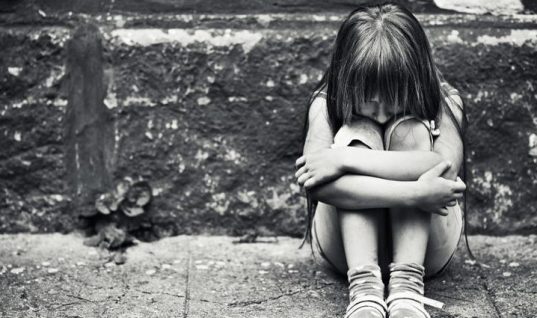 Η ιστορία της 11χρονης από τη Φλόριντα που εξαναγκάστηκε να παντρευτεί τον βιαστή της…