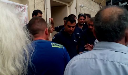 Απίστευτες σκηνές στο Ειρηνοδικείο Ηρακλείου: Διεκδίκησε το σπίτι του αδερφού του που βγήκε στο «σφυρί»