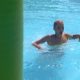 Τζένη Μελιτά: Αποκαλυπτικό ατύχημα! Βγήκε από την πισίνα και φάνηκαν όλα!