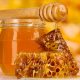 Αναγνωρίστε το νοθευμένο μέλι με αυτά τα απλά τρικ