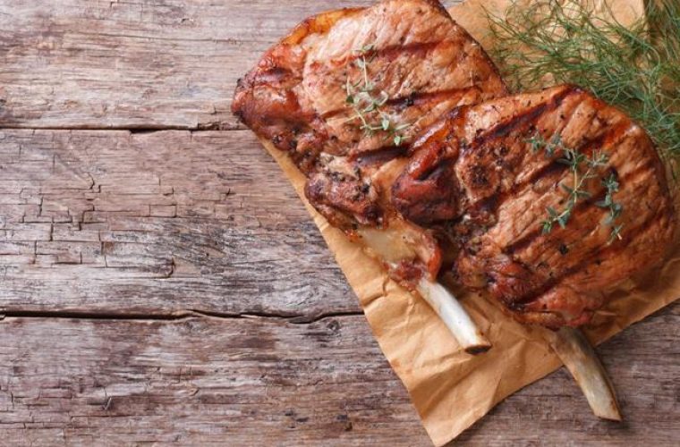 Πώς να κάνω πιο ζουμερό το παραψημένο κρέας;