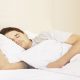 Έμφραγμα -εγκεφαλικό: Υπερδιπλασιάζει το κίνδυνο ο τρόπος που κοιμάστε- Τι να προσέχετε