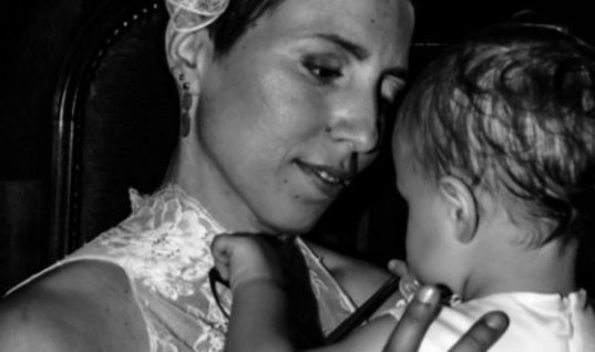 Ιταλίδα πέθανε και άφησε στην κόρη της 17 δώρα μέχρι να ενηλικιωθεί