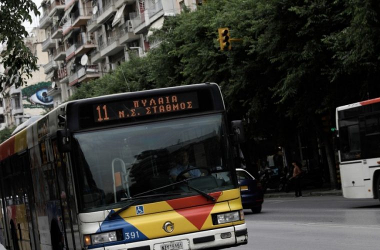 Οδηγός του ΟΑΣΘ λογομάχησε με επιβάτη, παράτησε το λεωφορείο και έφυγε