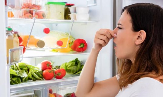 Μην βάλετε αυτά τα τρόφιμα στο ψυγείο – Θα γίνουν βόμβες μικροβίων