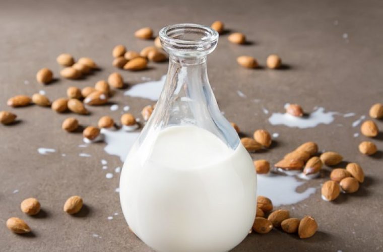 Το φυτικό γάλα μπορεί να κρύβει κινδύνους για την υγεία σου