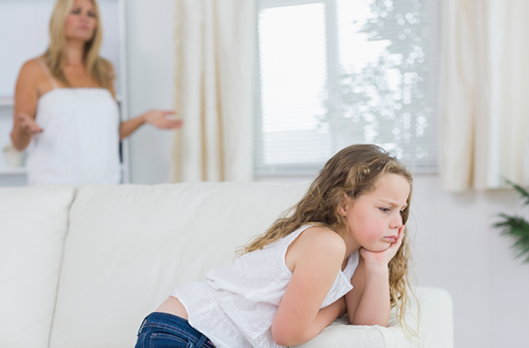 Oκτώ λάθη των γονιών που βλάπτουν ψυχολογικά το παιδί
