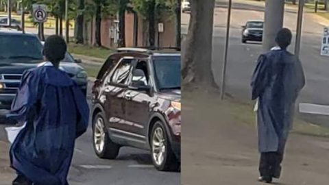 Ο μαθητής που έγινε viral -Πήγε στην αποφοίτηση με τα πόδια, του πήραν δώρο αυτοκίνητο (εικόνες)