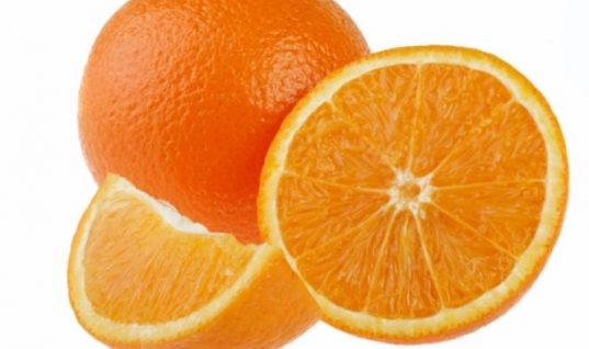 Δείτε τι θα συμβεί αν βάλετε ένα κομμένο πορτοκάλι στο ψυγείο
