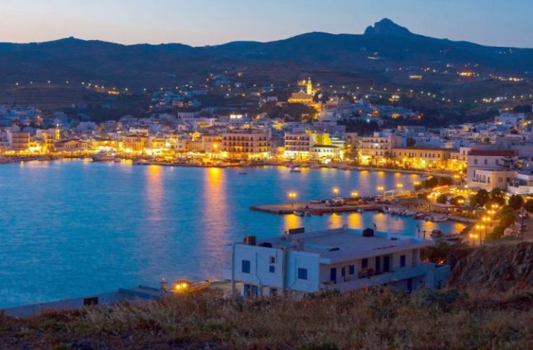 Τα τρία ελληνικά νησιά που έχουν «βουλιάξει» από Έλληνες φέτος!
