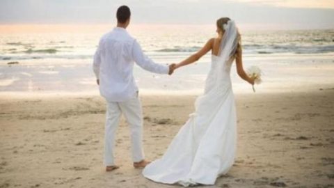 «Μαϊμού» παπάδες πάντρευαν ζευγάρια σε κτήμα στη Βαρυμπόμπη – Άκυροι 50 γάμοι!