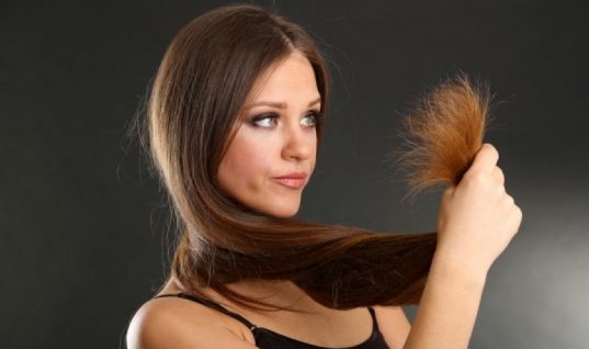 Tips για να αποφύγεις τη γρήγορη εμφάνιση ψαλίδας στα μαλλιά σου
