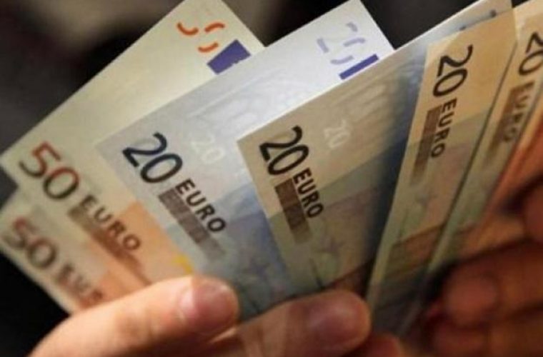 Κοινωνικό μέρισμα: Έκτακτο επίδομα 400 ευρώ σε ανέργους
