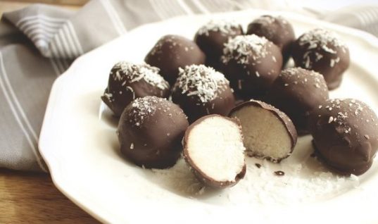 Τα σοκολατάκια καρύδας χωρίς ζάχαρη είναι η νέα τάση στα σνακ: Υγιεινά και κατάλληλα για διατροφή