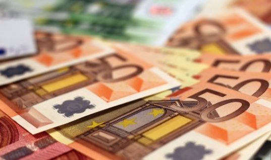Έρχεται η super φορολοταρία, από 100.000 ευρώ σε 12 τυχερούς – Ποιοι θα συμμετέχουν και πώς