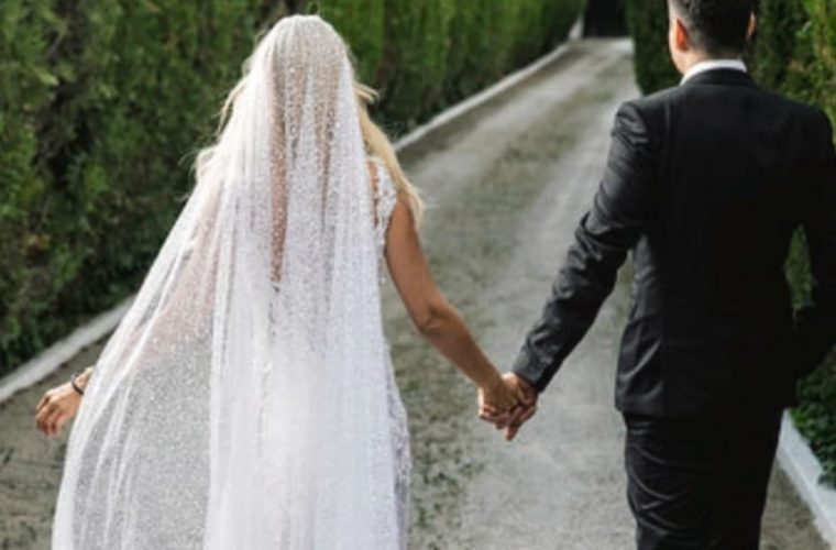 Έλενα Ράπτη: Παντρεύτηκε κρυφά τον αγαπημένο της (εικόνες)