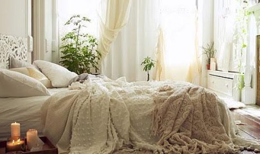 Πώς να κάνετε το υπνοδωμάτιό σας κουκλίστικο