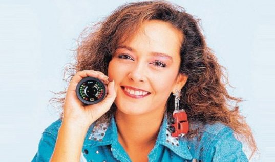 Τέτα Ντούζου: Που βρίσκεται σήμερα η πρωταγωνίστρια των 80s