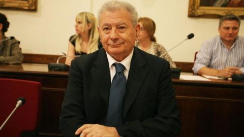 Βρέθηκε νεκρός ο πρώην υπουργός του ΠΑΣΟΚ, Σήφης Βαλυράκης