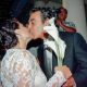 Φωτογραφίες απ’ το γάμο Βοσκόπουλου- Γκερέκου με κουμπάρο τον Κουίκ: Με δαντελένιο νυφικό η νύφη