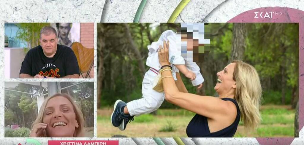 H Χριστίνα Λαμπίρη βάφτισε τον εγγονό της: Φωτογραφίες του μικρού με την χαζογιαγιά του!