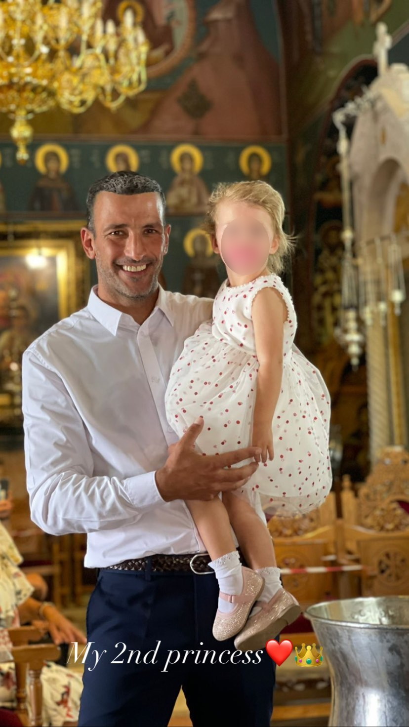 Μάνος Πανταζής: Βάφτισε την κόρη του! (εικόνες)