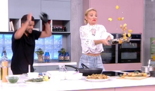 Ξεκαρδιστικό βίντεο με τη Φαίη Σκορδά: Προσπάθησε να γυρίσει το φαϊ στο τηγάνι και απέτυχε παταγωδώς!