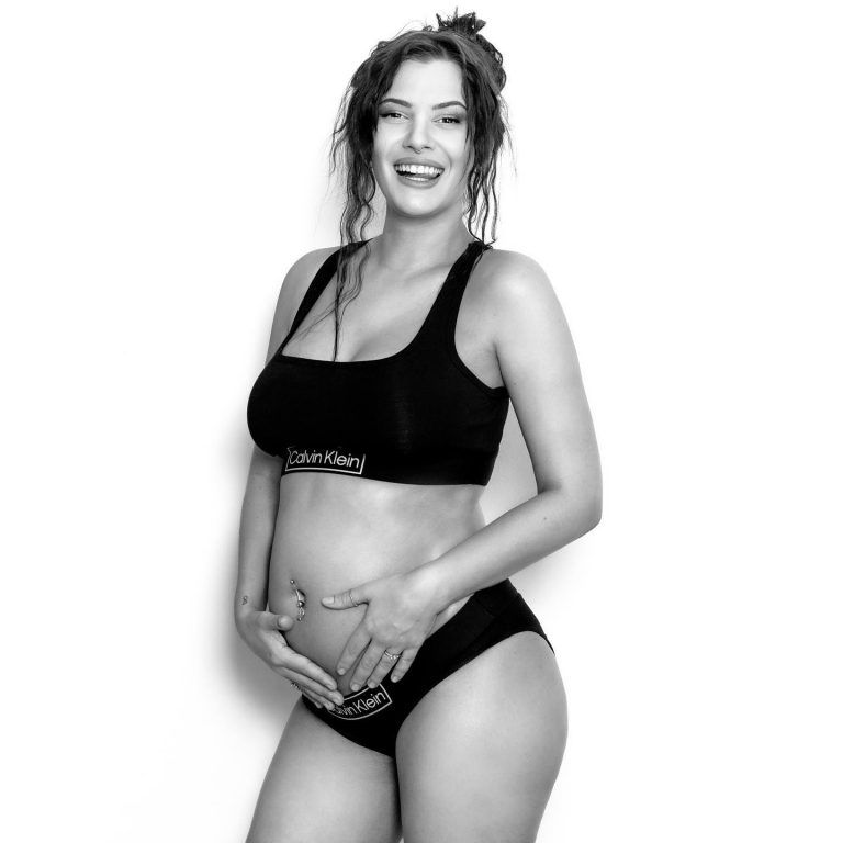 H Λάουρα Νάργες μας δείχνει την φουσκωμένη της κοιλιάστον 5ο μήνα της εγκυμοσύνης της! (εικόνες)
