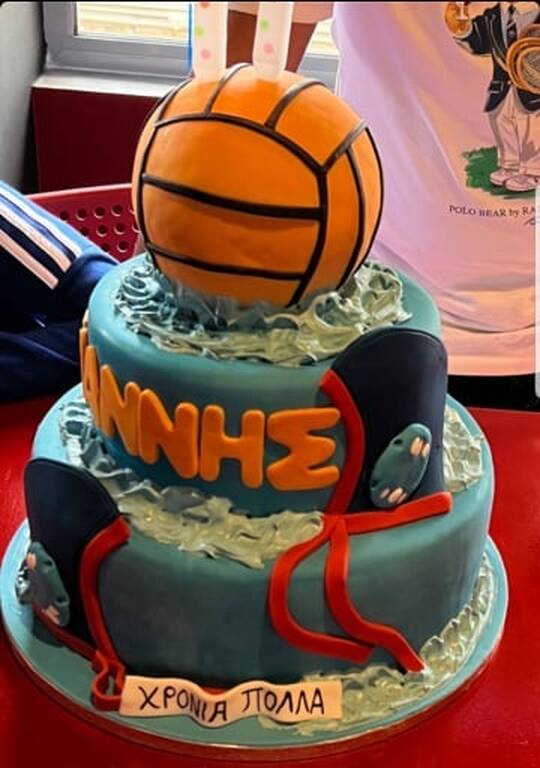 Σκορδά- Λιάγκας: Ο γιος τους έγινε 11 ετών- Το πάρτι και η εντυπωσιακή τούρτα! (εικόνες)