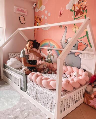 Χατζίδου- Παύλου: Άλλαξαν το δωμάτιο της κόρης τους από βρεφικό σε παιδικό και είναι υπέροχο! (εικόνες)