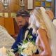 Παντρεύτηκε ο Ηλίας Βρεττός: Τα δύο νυφικά που έβαλε η νύφη! (εικόνες)