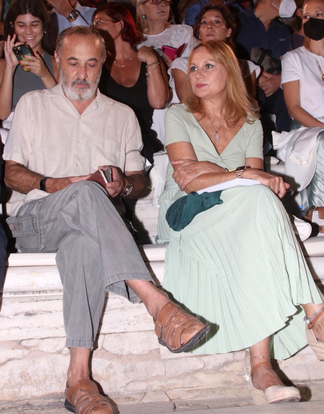 Στέλιος Μάινας: Η σπάνια εμφάνιση με την ηθοποιό σύζυγό του! (εικόνες)