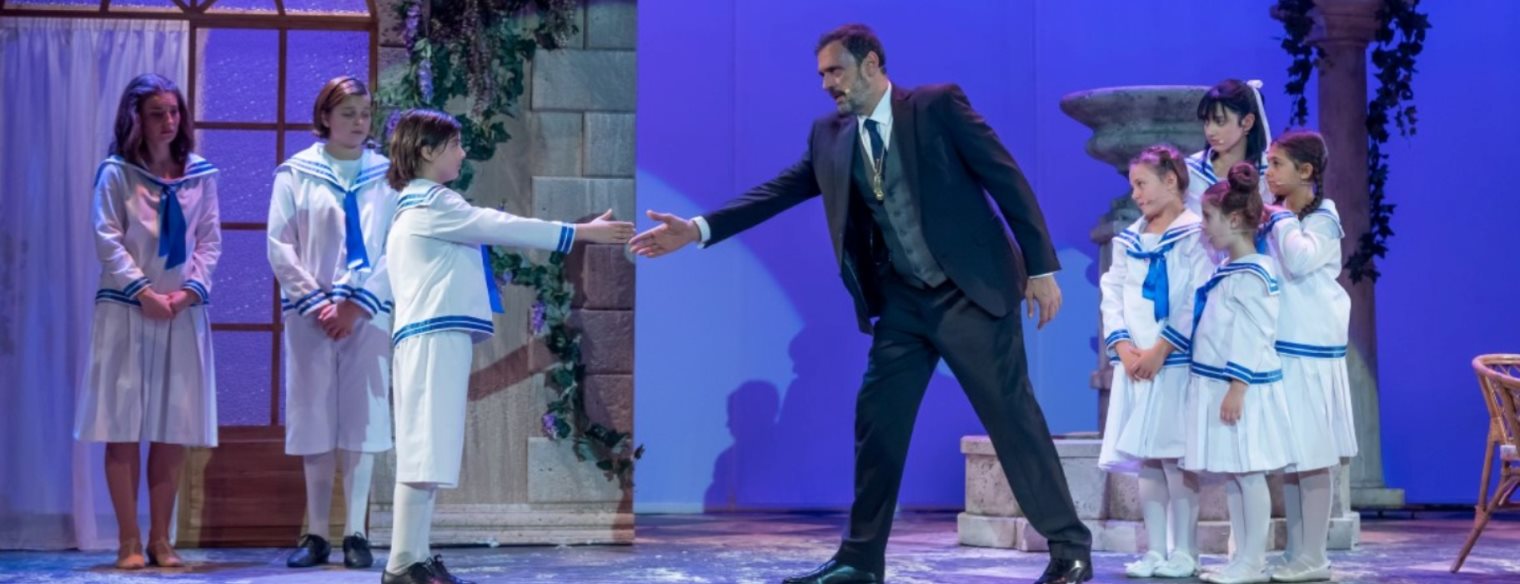 Ο Λεωνίδας Κακούρης παίζει στο θέατρο μαζί με τον γιο του, Βαγγέλη! (εικόνες)