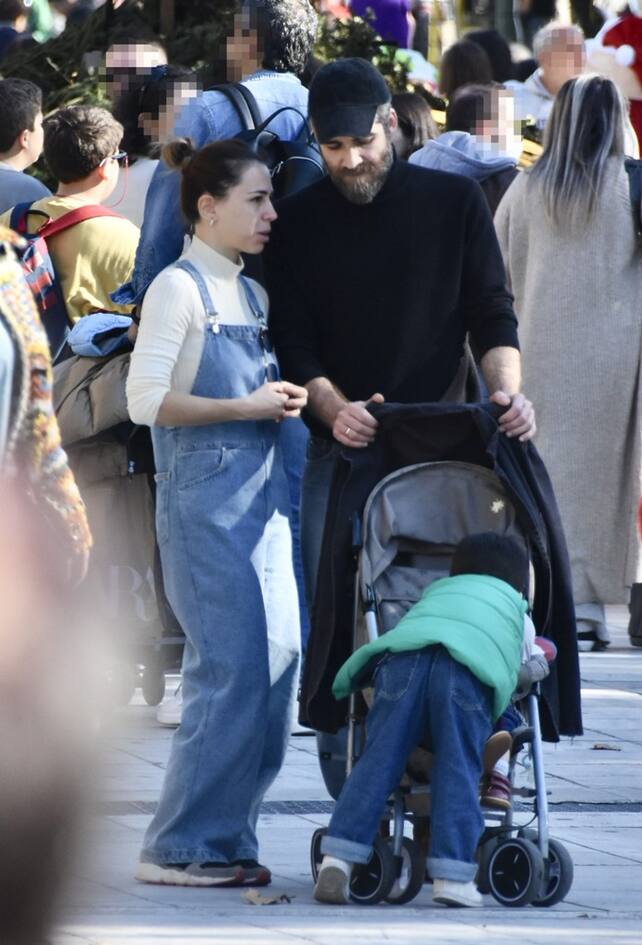 Γιώργος Χριστοδούλου: Ο «Σταύρος» σε οικογενειακή βόλτα με την ηθοποιό σύζυγό του και τους δύο γιους τους! (εικόνες)