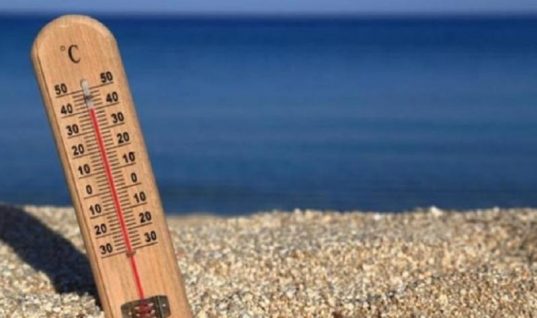«Τρελαίνεται» ο καιρός: Λίβας το Σαββατοκύριακο με υψηλές θερμοκρασίες, κακοκαιρία από Δευτέρα