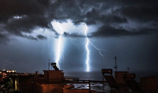 Έρχεται ισχυρό μέτωπο καταιγίδων- Ποιες περιοχές θα επηρεάσει