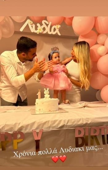 Ούρσουλα Βλάχου: Η «κόρη» του Πάνου Μιχαλόπουλου γιόρτασε τα πρώτα γενέθλια της κόρης της με ένα εντυπωσιακό πάρτι – Κουκλίτσα η μικρή