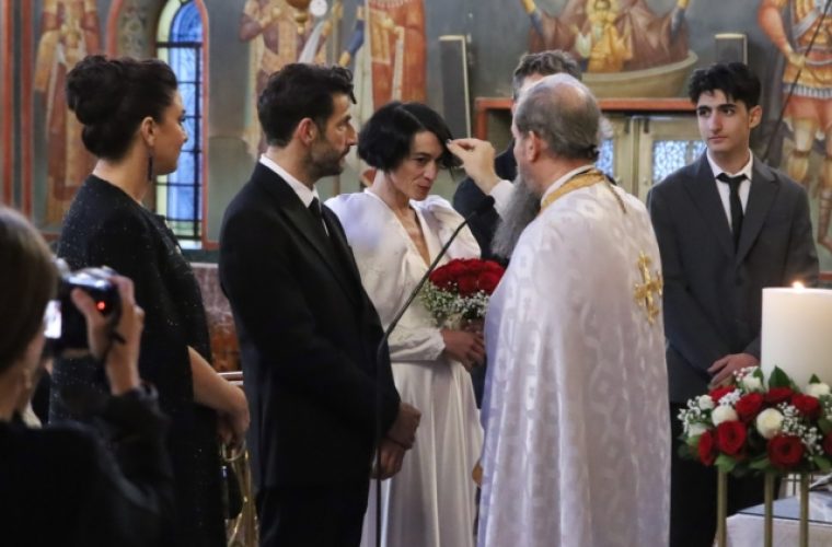 Κουρής-Τοπαλίδου: Η απρόσμενη κίνηση της νύφης στο «η δε γυνή να φοβείται τον άνδρα»